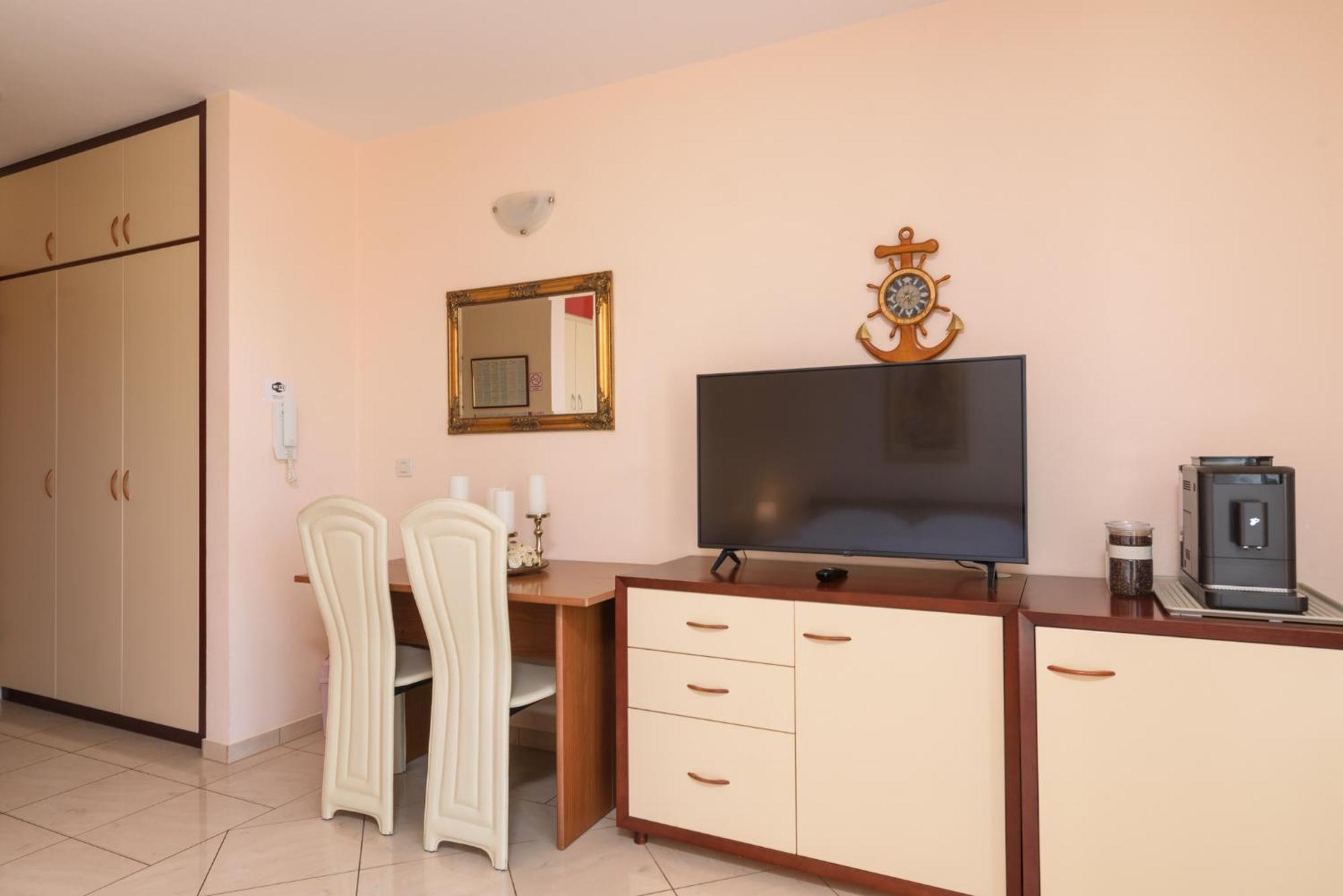 Apartments Jozic Trogir Exteriör bild