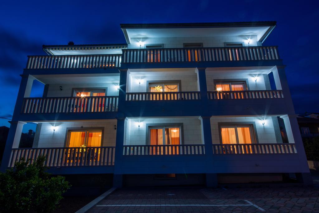 Apartments Jozic Trogir Exteriör bild